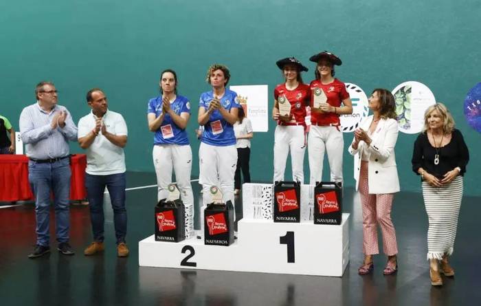Ainhoa Ruiz de Infantek eta Ane Mendiburuk San Fermin Torneoa irabazi dute