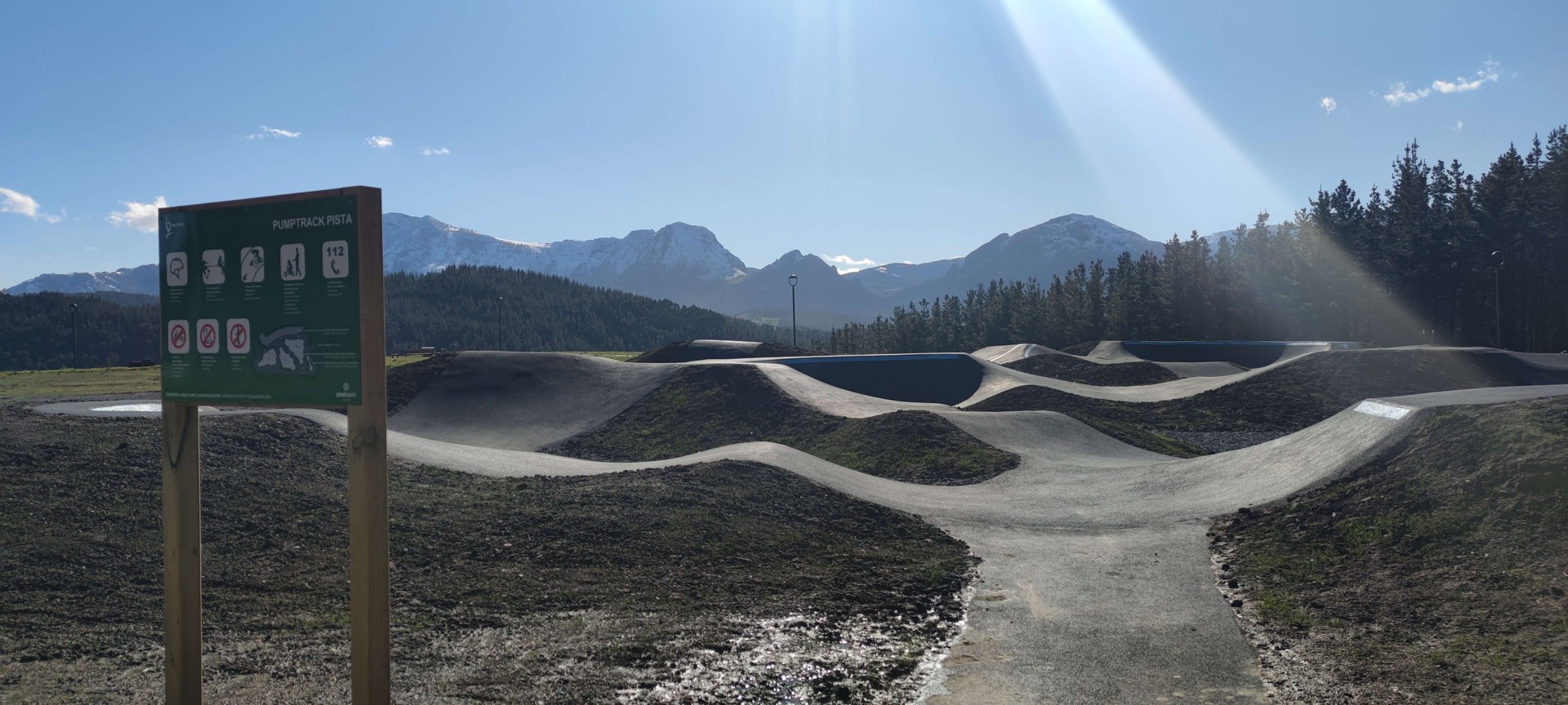 Pumptrack pista berria ireki dute Berrizburun