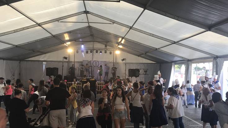 [EGITARAUA]: Joxpa erromeria, DJ Bull eta patata dantza Pijama eta Kamisoi egunean