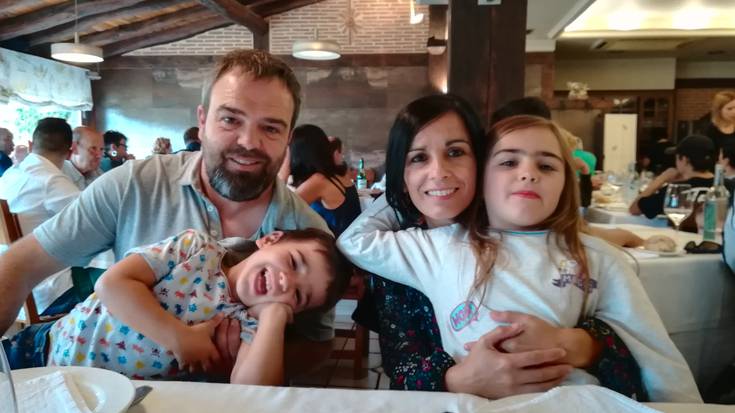 "Seme-alabei beti esaten diet euskaraz berba egiteko, euren ama hizkuntza euskara izatea gura dudalako"