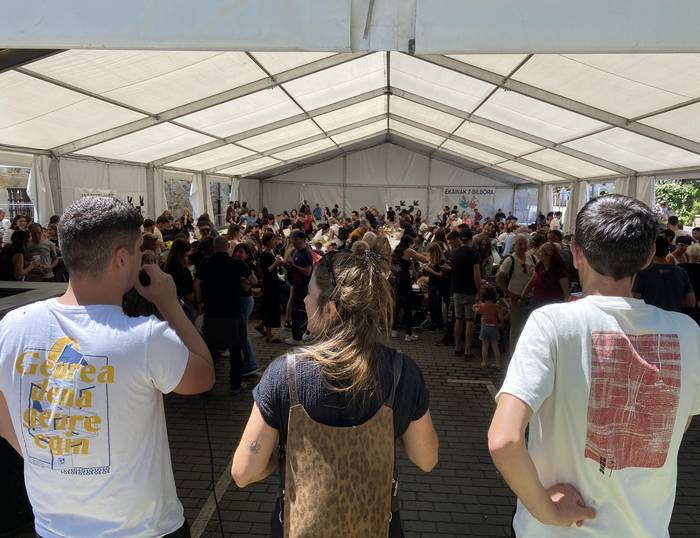 [EGITARAUA]: Garratz, Skabidean, Merina Gris eta Zopilotes Txirriaos, besteak beste, San Trokaz jaietan