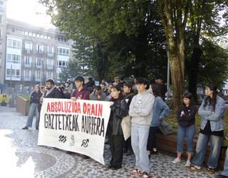 Zornotzako Matrailu gaztetxea "desalojo arrisku larrian" dagoela salatu dute