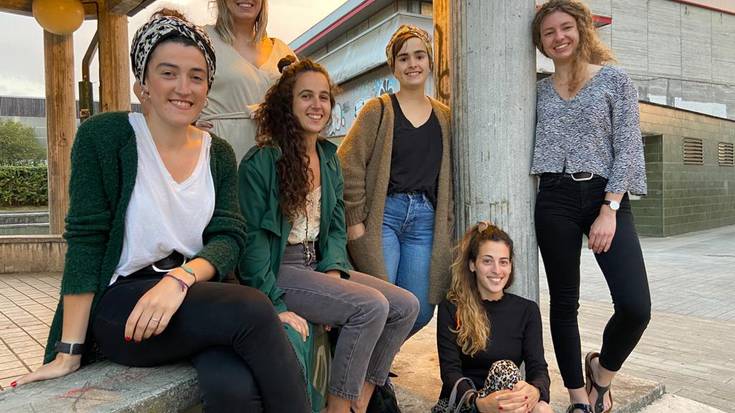 Izpilikuak, Abadiñoko emakume gazteak saretu eta babesgune izan gura duen talde feminista