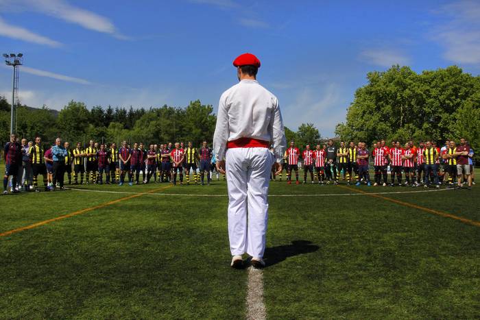 Elorrio Futbol Klubak 100 urte egin dituela ospatzeko, egun osoko jaia antolatu dute zapaturako