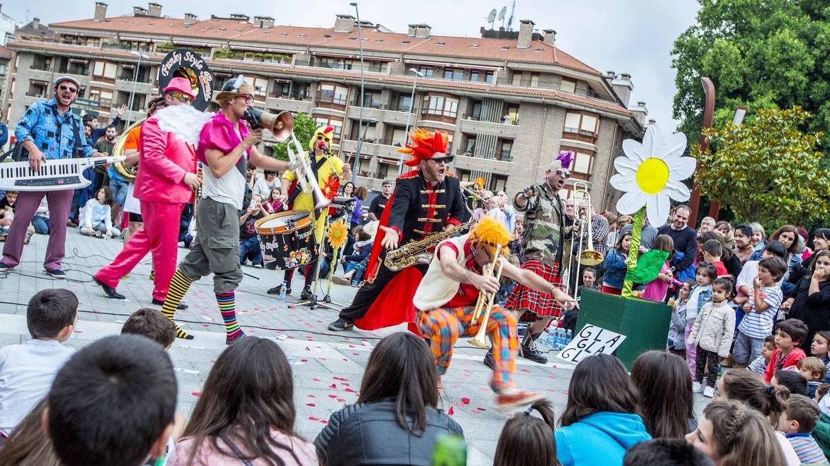 Eskualdeko kultur sarea: bizia, baina asimetrikoa