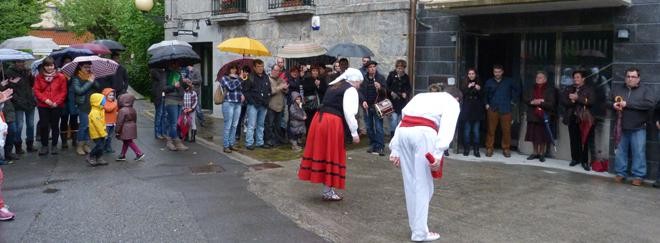 'Errose Bustintza' kultur etxea, zabalik