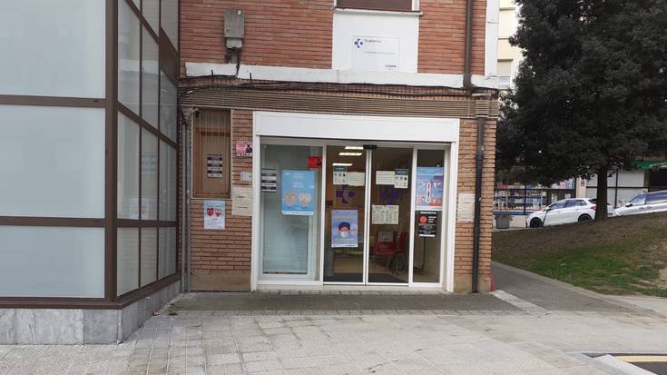 Hainbat atxondar kexu dira azken hileotan ez dutelako sarri medikurik izan