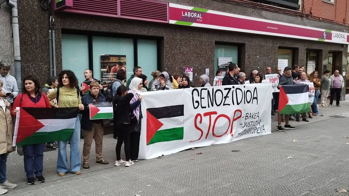 Gernika-Palestina dinamikak deituta hainbat elkarretaratze egin dituzte Durangaldean