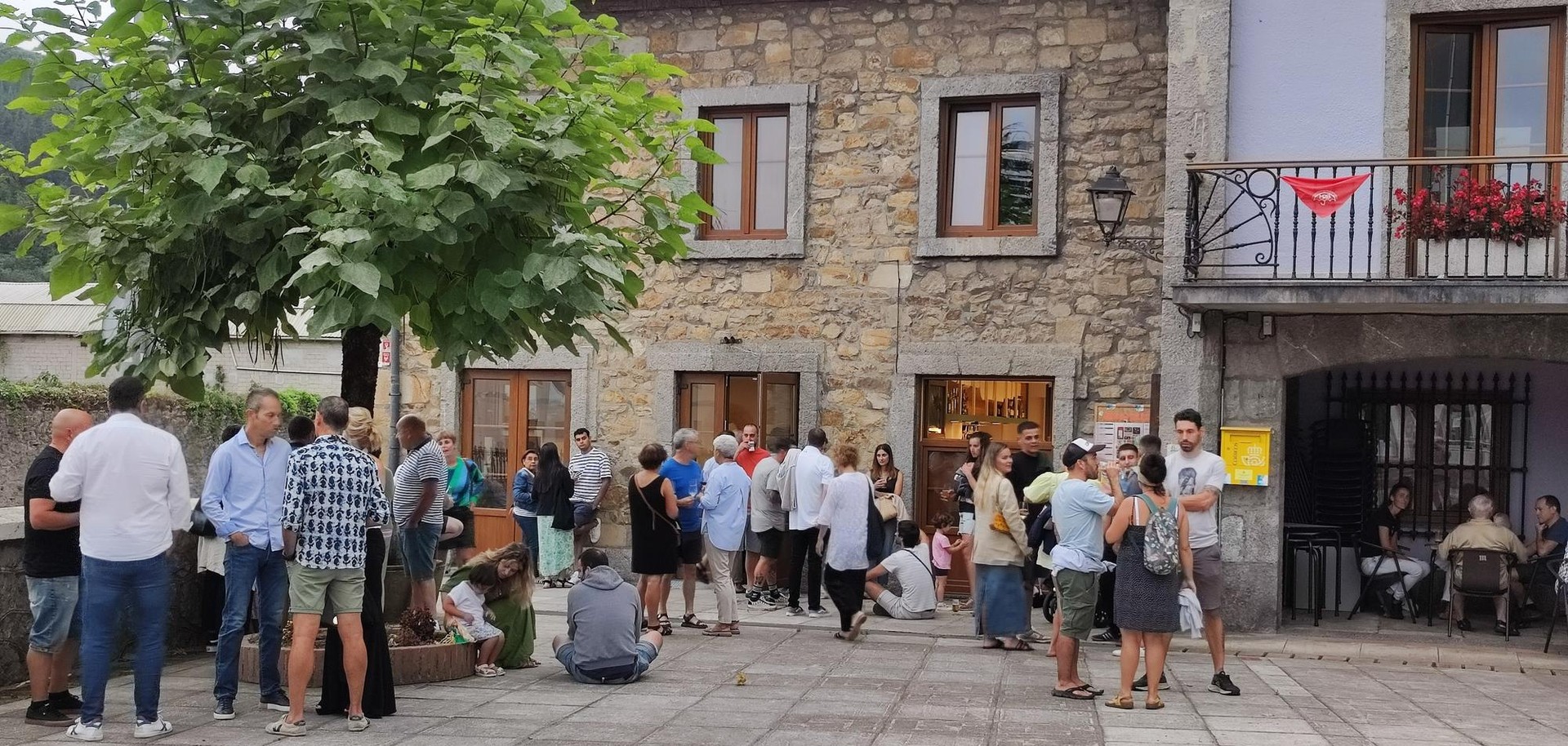 Euskararen erabileran zelan eragin hausnartu dute Izurtzan