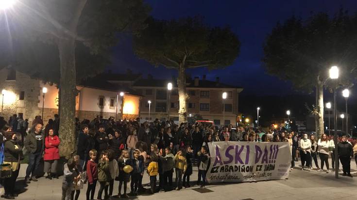 Indarkeria matxista salatuko dute Abadiñon, mobilizazio eta photocall banarekin
