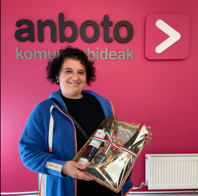 "Plastikako irakaslearena izan da inauterietako argazkiaren ideia!"