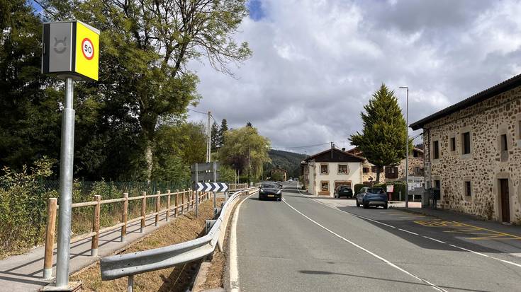 Anteparaluzeta auzoan ondo hartu dute radar finkoa ipini izana