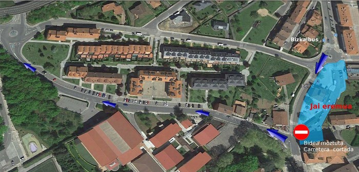 EAJk "jai gunearen erditik" trafikoa pasatzeko erabakia hartu izana kritikatu du EH Bilduk Berrizen