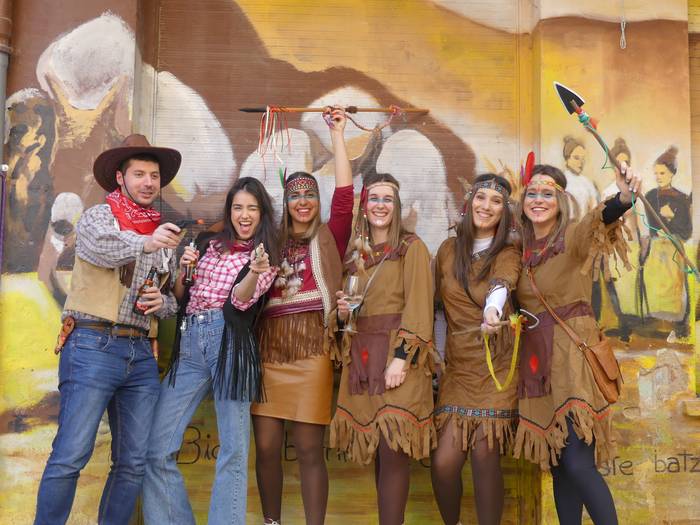 [EGITARAUA]: Durangaldea mozorroz jantziko da asteburuan