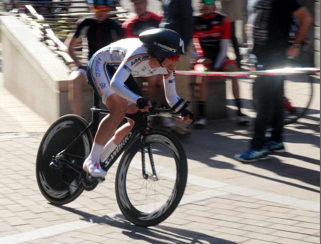 Leire Olaberriak erakustaldia eginda irabazi du Gipuzkoako Itzulia