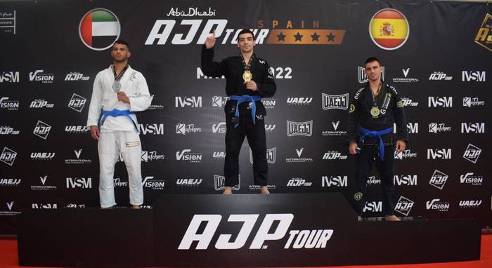 Lesio eta guzti ere, Eneko Diezek brontzezko domina irabazi du Madrilgo jiu-jitsu txapelketan
