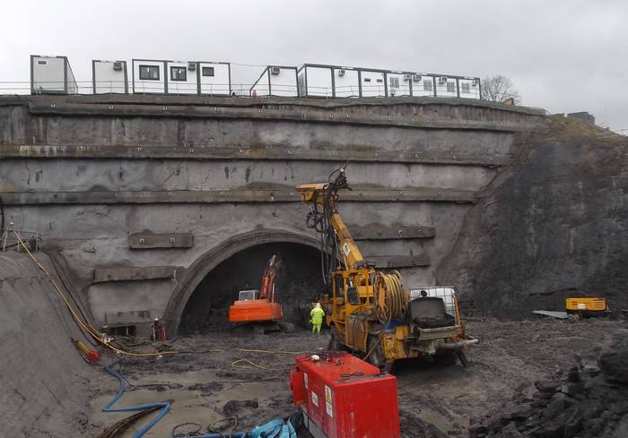 N-636 errepideko Gerediaga-Elorrio tarteko Gaztelua II tunelaren indusketa lanak hasi dituzte