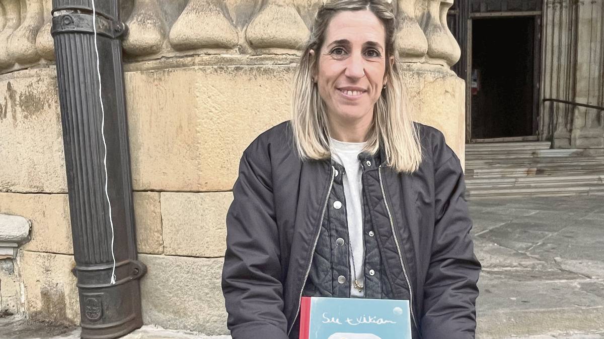 "Segituan  bat egin nuen liburuko istorioagaz"