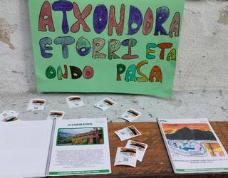 Atxondori buruzko liburua eskolako umeen eskutik