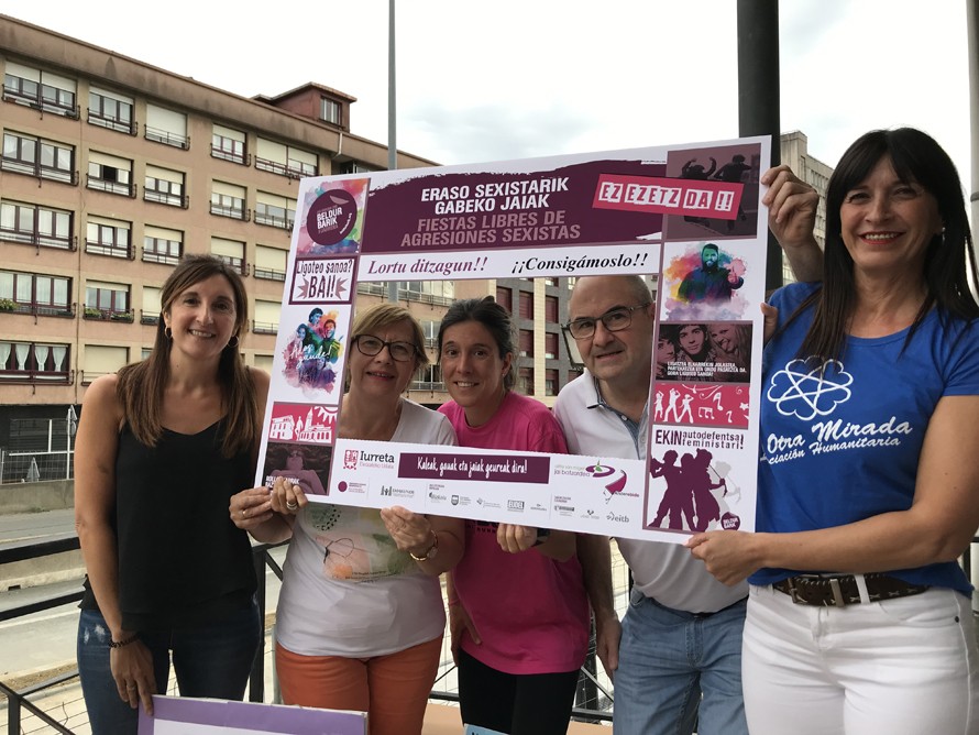 Herri lasterketa familiarra egingo dute Iurretan, bosgarrenez