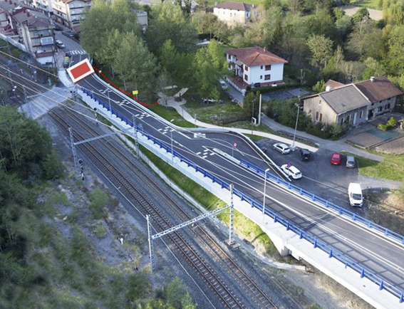 Eubako oinezkoen pasabidea hobetzeko lanak hasi dituzte