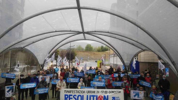 Euskal preso eta iheslariak etxeratzea eskatu dute Durangaldean