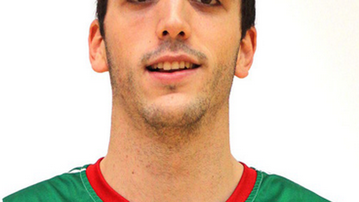 Zornotza S.T.ko Iker Salazarrek Bilbao Basketegaz entrenatzen dihardu