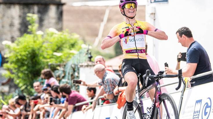 Demi Volleringek irabazi du Itzulia Women lasterketako  bigarren etapa, Mallabian