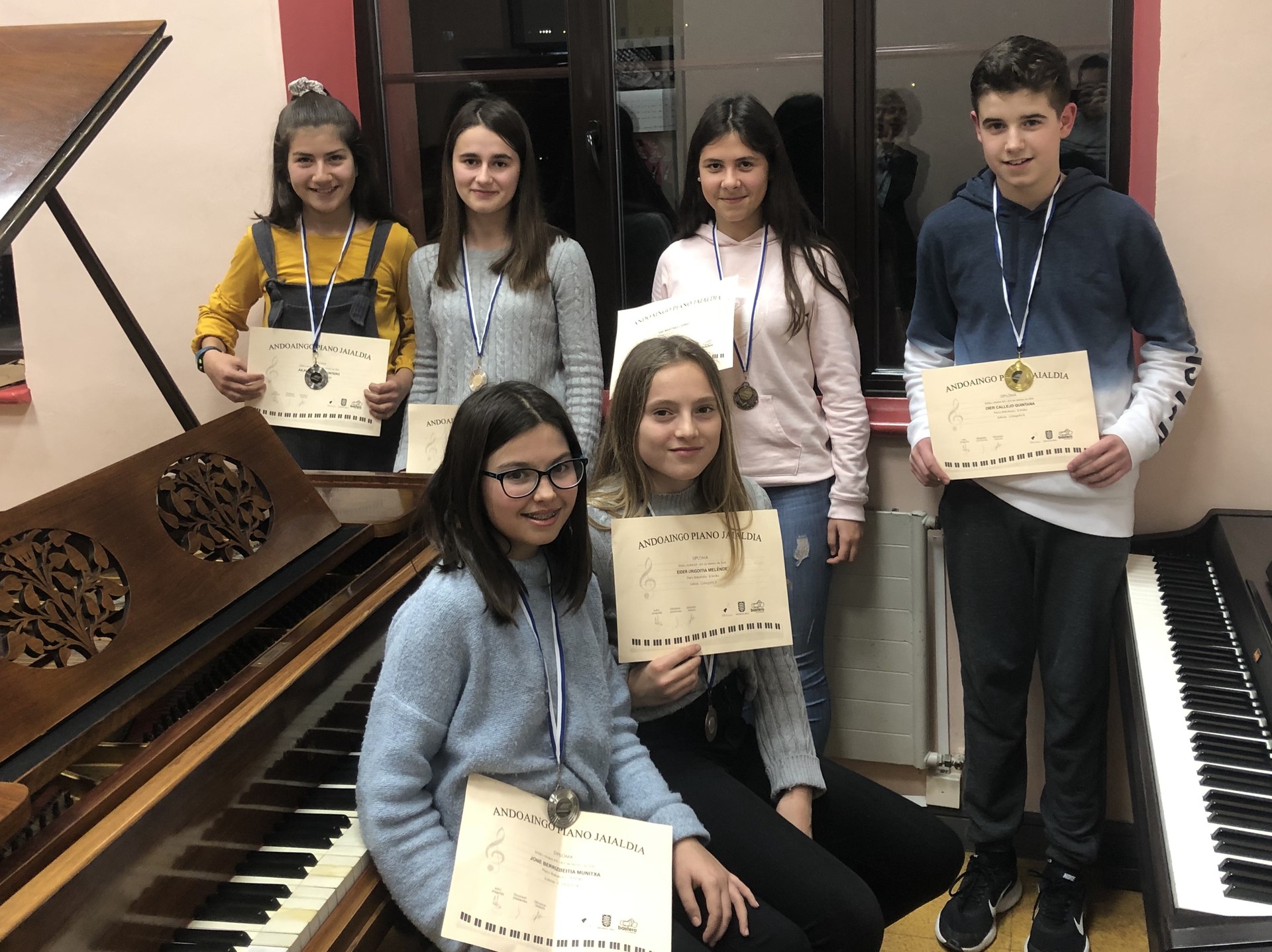 Bartolome Ertzillako zazpi piano ikasle saritu dituzte Andoaingo piano jaialdian