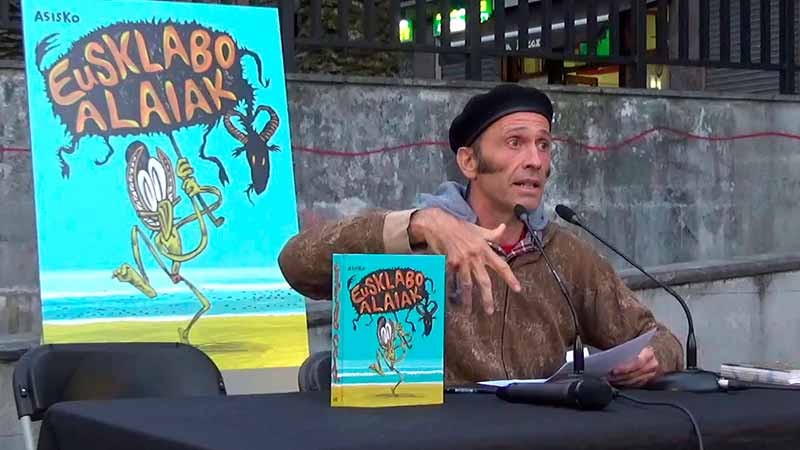 Asisko Urmenetak "Eusklabo alaiak" aurkeztuko du Durangon