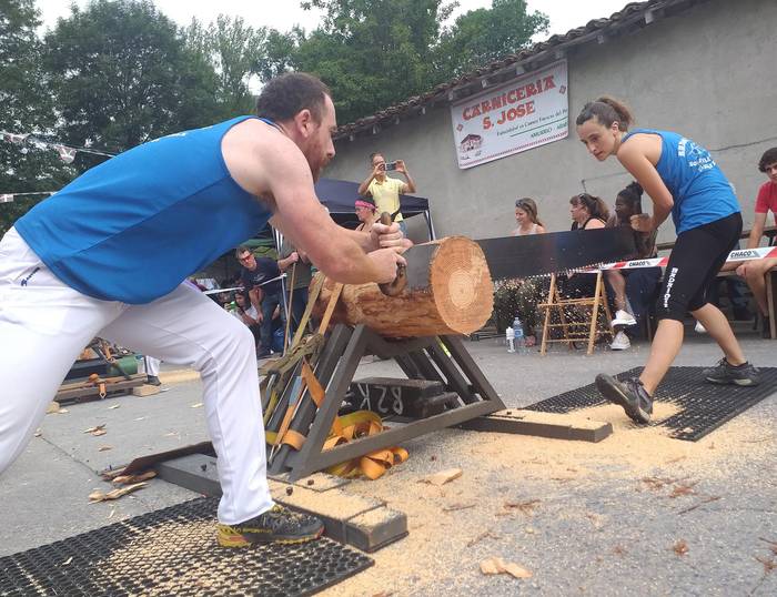 Euskadiko trontza finala, zapatuan, Landako Gunean