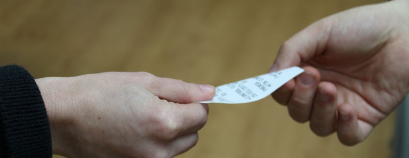 Erosketa tiketa ez ematearren, 3.000 euroko isuna