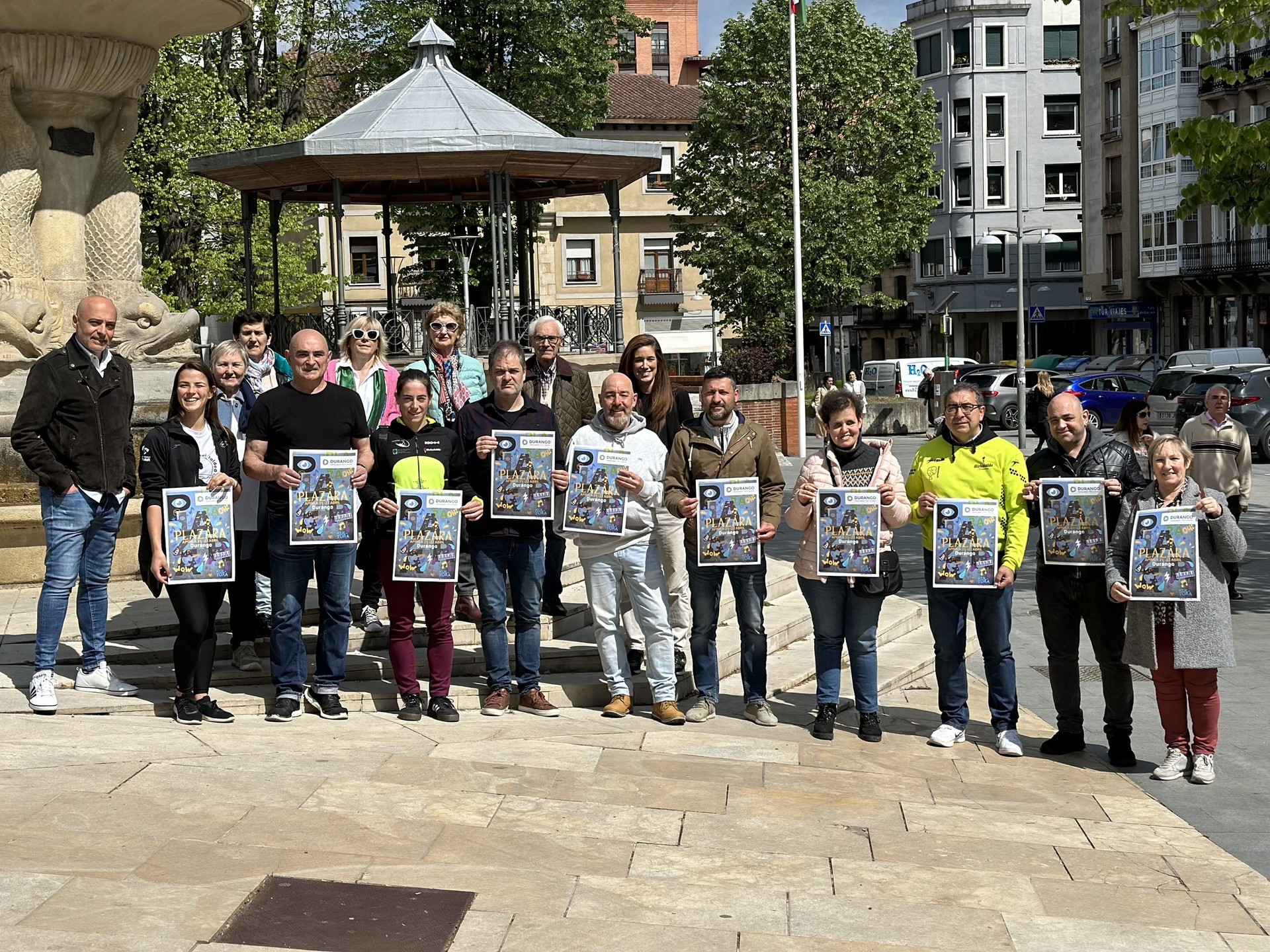 [EGITARAUA] Durangoko elkarteek 'Plazara!' irtengo dute, jarduerak herritarren artean zabaltzeko