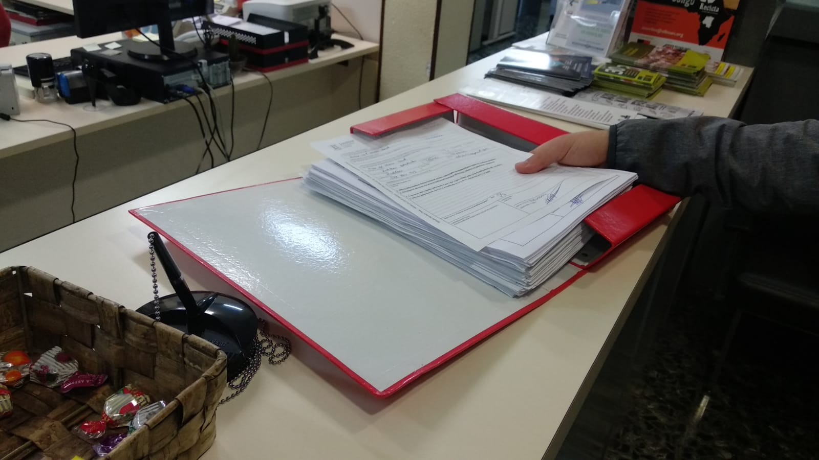 Berraztertze-errekurtsoa aurkeztuko du Zaldibar Argituk 150 herritarrarren batzar eskaerari udalak emandako ezezkoa dela-eta