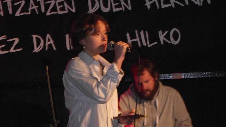 'Bizi sintetikoak' errezital musikatua