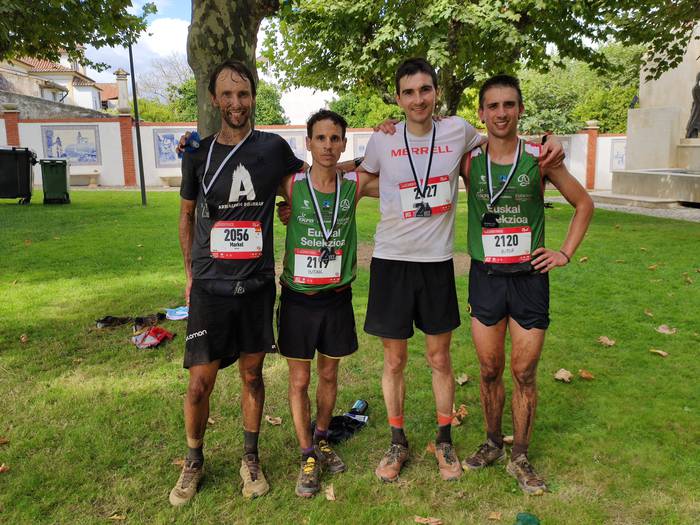 Markel Urigoitia laugarren eta Aitor Ajuria bosgarren Louzan Skyrace mendi lasterketan, Portugalen