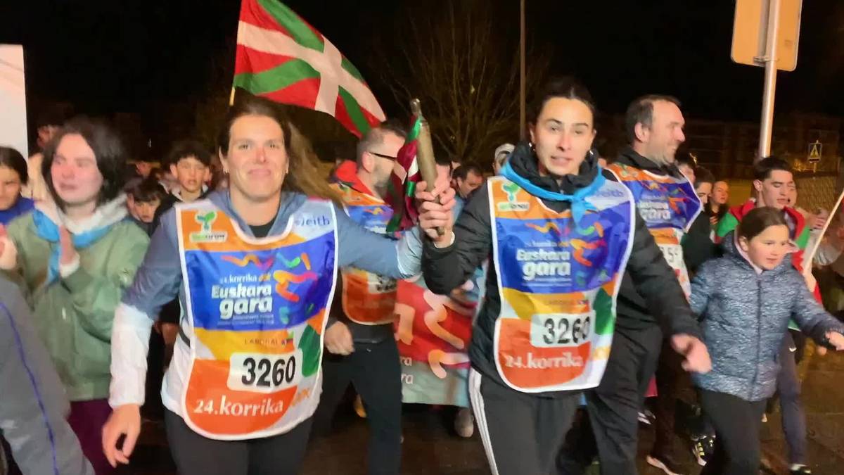 [BIDEOA] Berbarok eta ANBOTOk ere ongietorria egin diote Korrikari