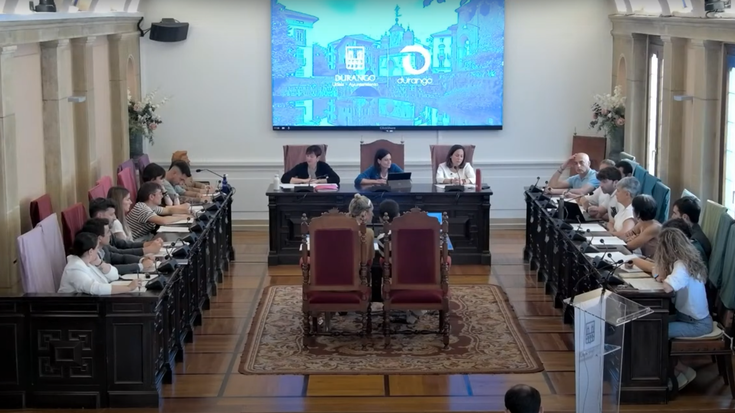 Durangoko Udalak 620.000 euro lotu ditu Tabirako igerilekuen lanetarako