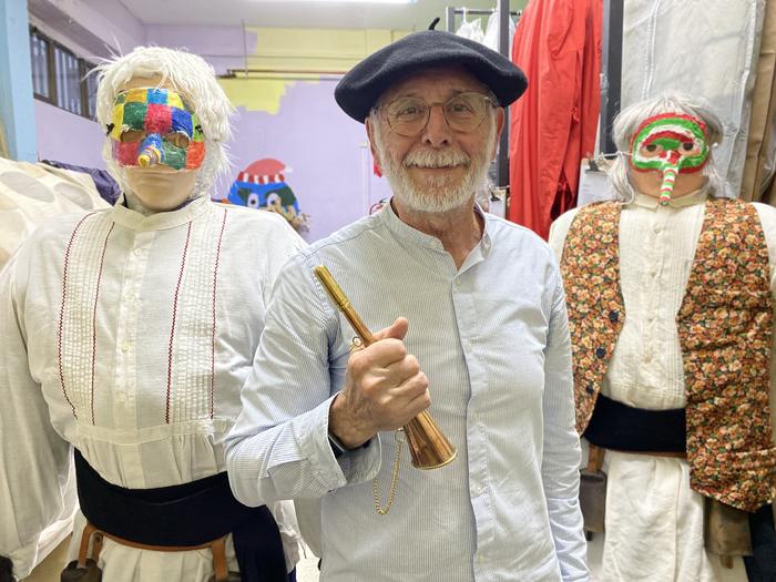 "Buruzagi lanak egiteko itxura aproposa dudala esan didate!"