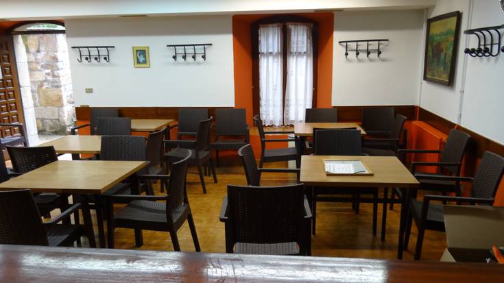 Jubilatuen egoitzako taberna kudeatzeko aukera dago Elorrion