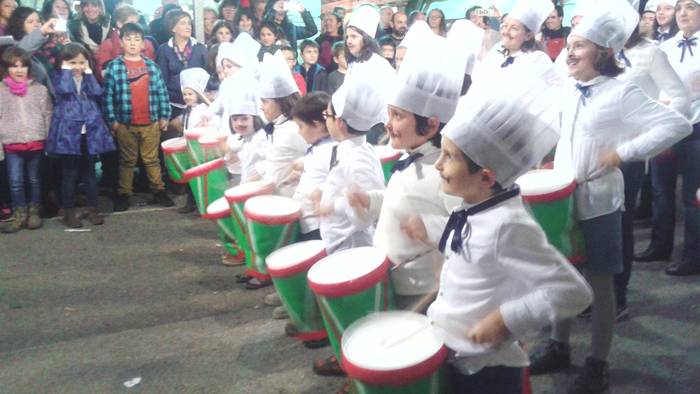 [EGITARAUA] Bihar hasiko dira Bakixako Jaiak, donien atxa igota