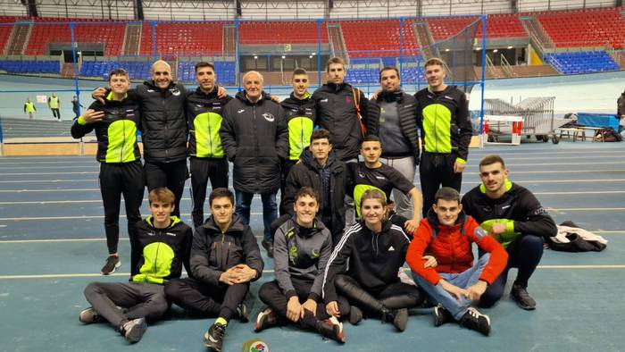 Durango Kirol Taldea azpitxapeldun, pista estaliko Euskadiko txapelketan