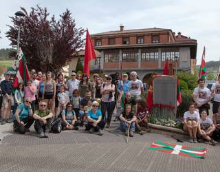 Euskal Herriko gudariak eta milizianoak gogoratuko dituzte Castet Egunean