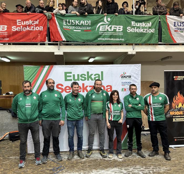 Munduko Txapelketan parte hartuko duten moztaileak aurkeztu dituzte Abadiñon